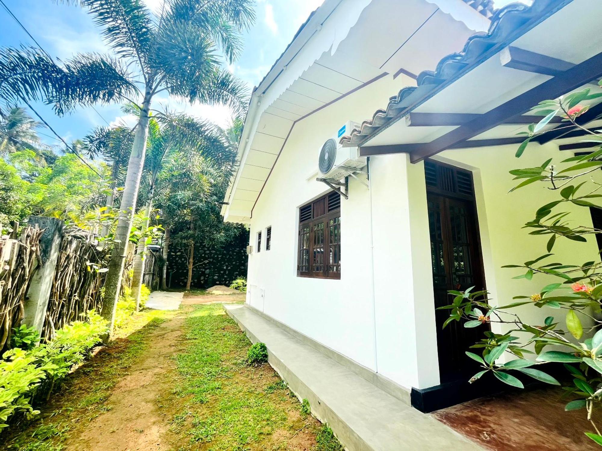 Ferienwohnung Peak House Dikwella Exterior foto